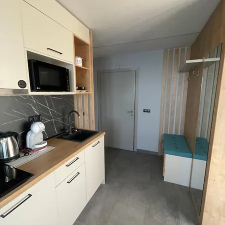 генезис Achtopol