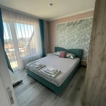 генезис Apartment *